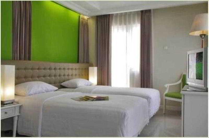 Ciputra Golf, Club & Hotel Surabaya Room photo