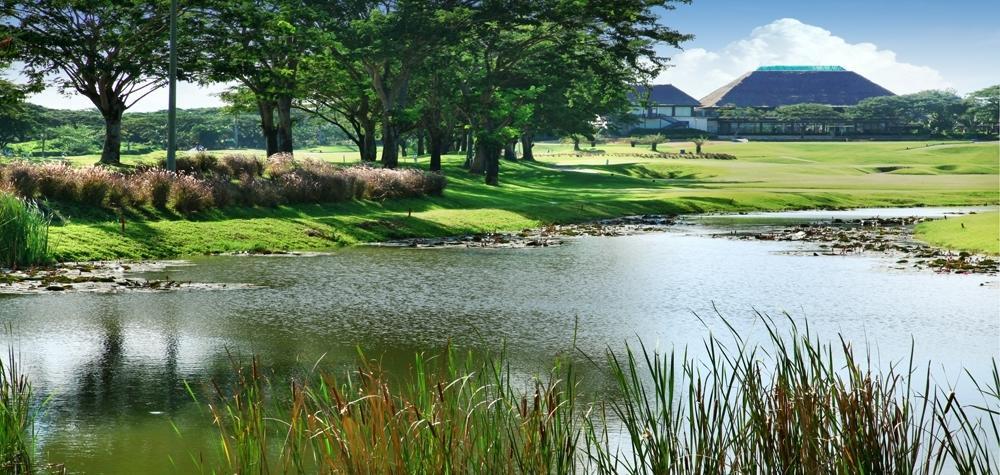 Ciputra Golf, Club & Hotel Surabaya Exterior photo